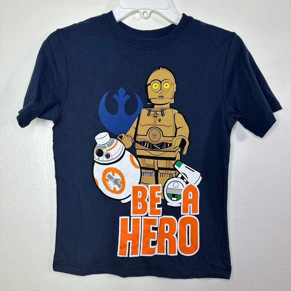 NWT Disney Star Wars “Be a hero” Kids Shirt Sz 8